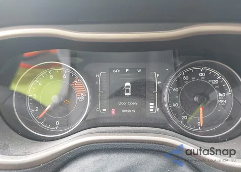 2016 Jeep Cherokee Latitude z USA, uszkodzony, nr VIN 1C4PJMCS9GW105529